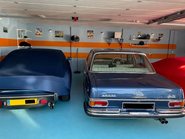 Classic car storage_02