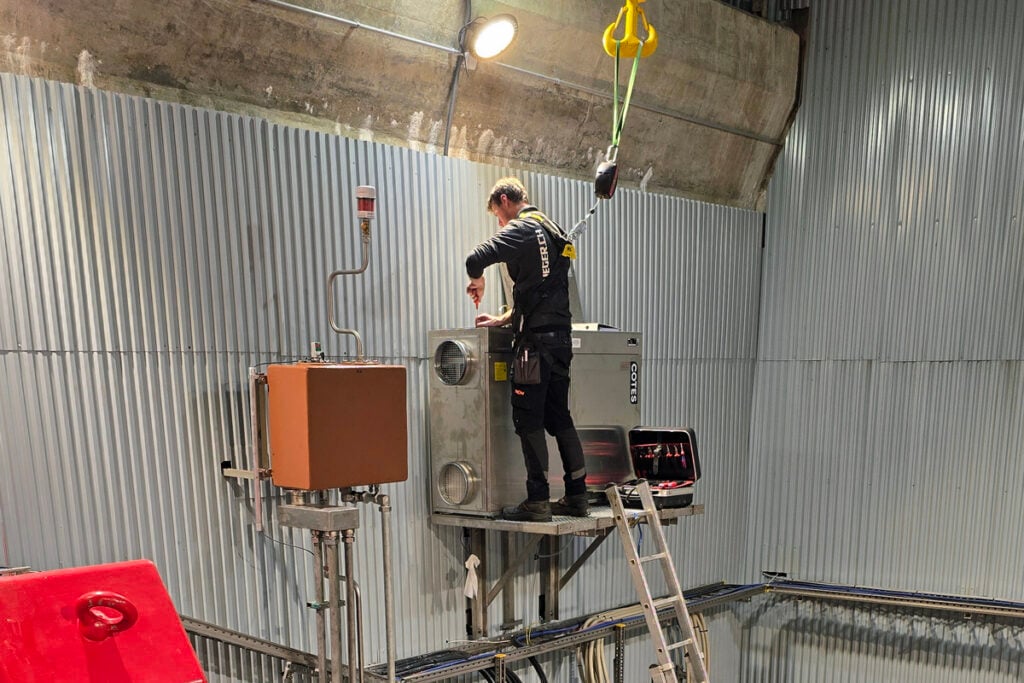 Krueger_Entfeuchten_StaudammCurnera_Bild2-1024x683