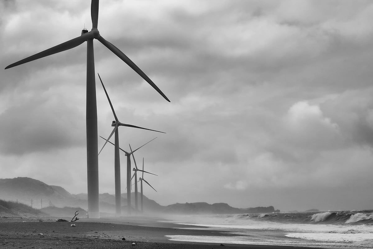 wind-turbines-by-the-beach_in_Bangui_Bay_Philippines