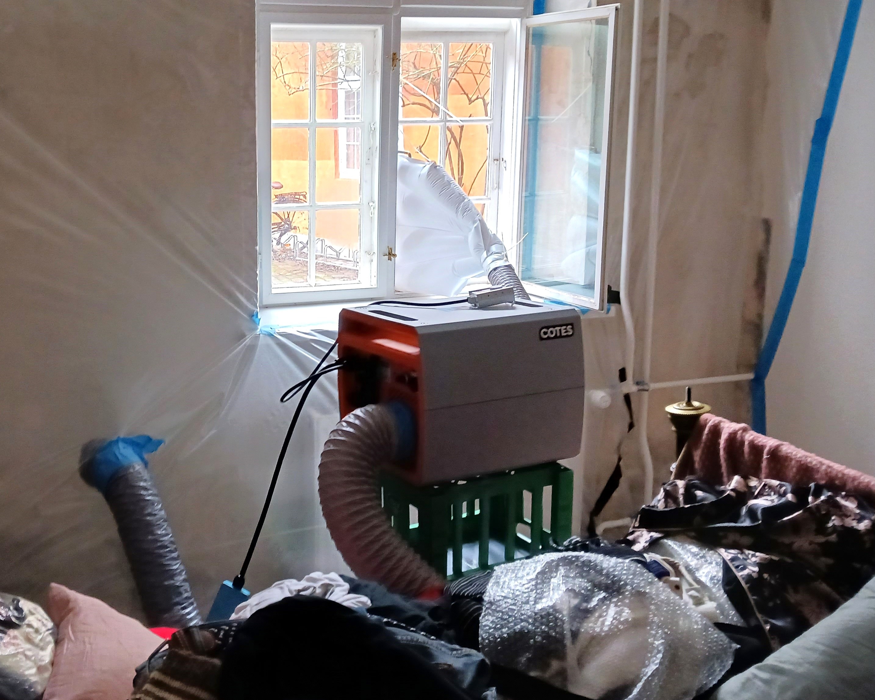 CL26_Window Kit_Water Damage_Room